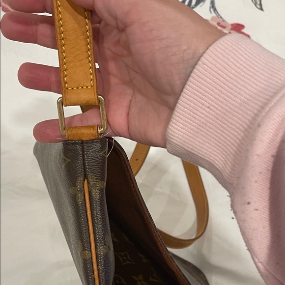 Louis Vuitton Dark Brown Monogram Messenger Bag - Picture 13 of 16